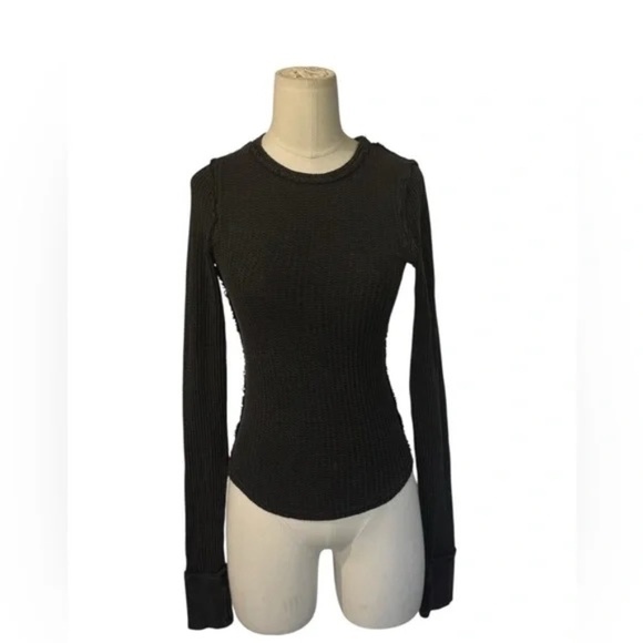 WE THE FREE - Roll with it waffle Thermal Long Sleeve Top Black / Charcoal XS - Picture 9 of 9